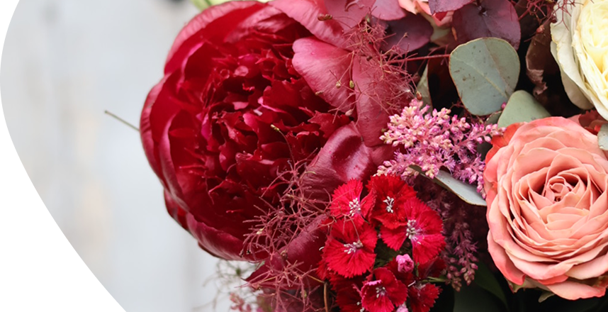 Photographie d'un bouquet sur mesure réalisé par les fleuristes d'Arches